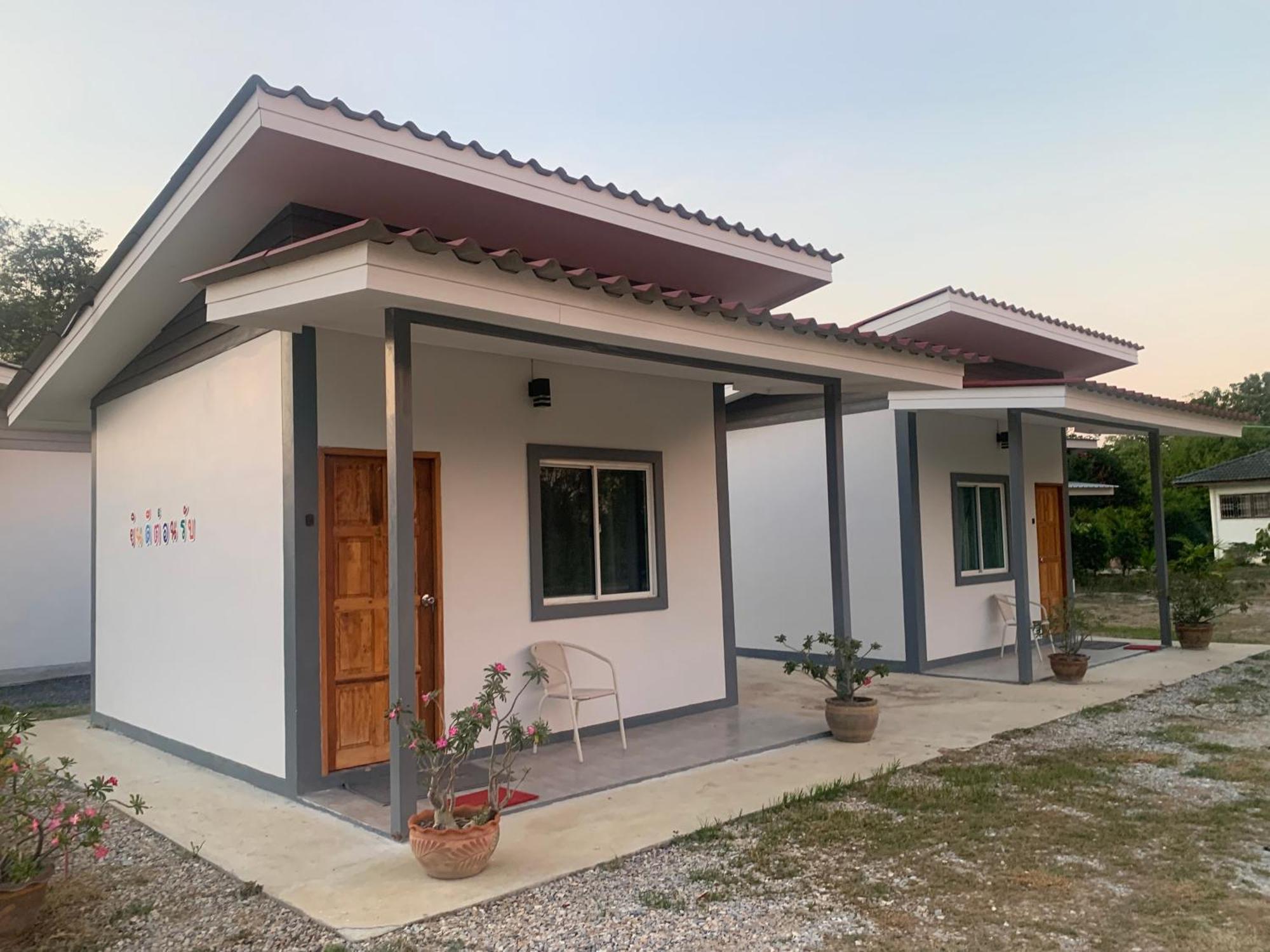 Khun Chuat's House Проживание в семье *